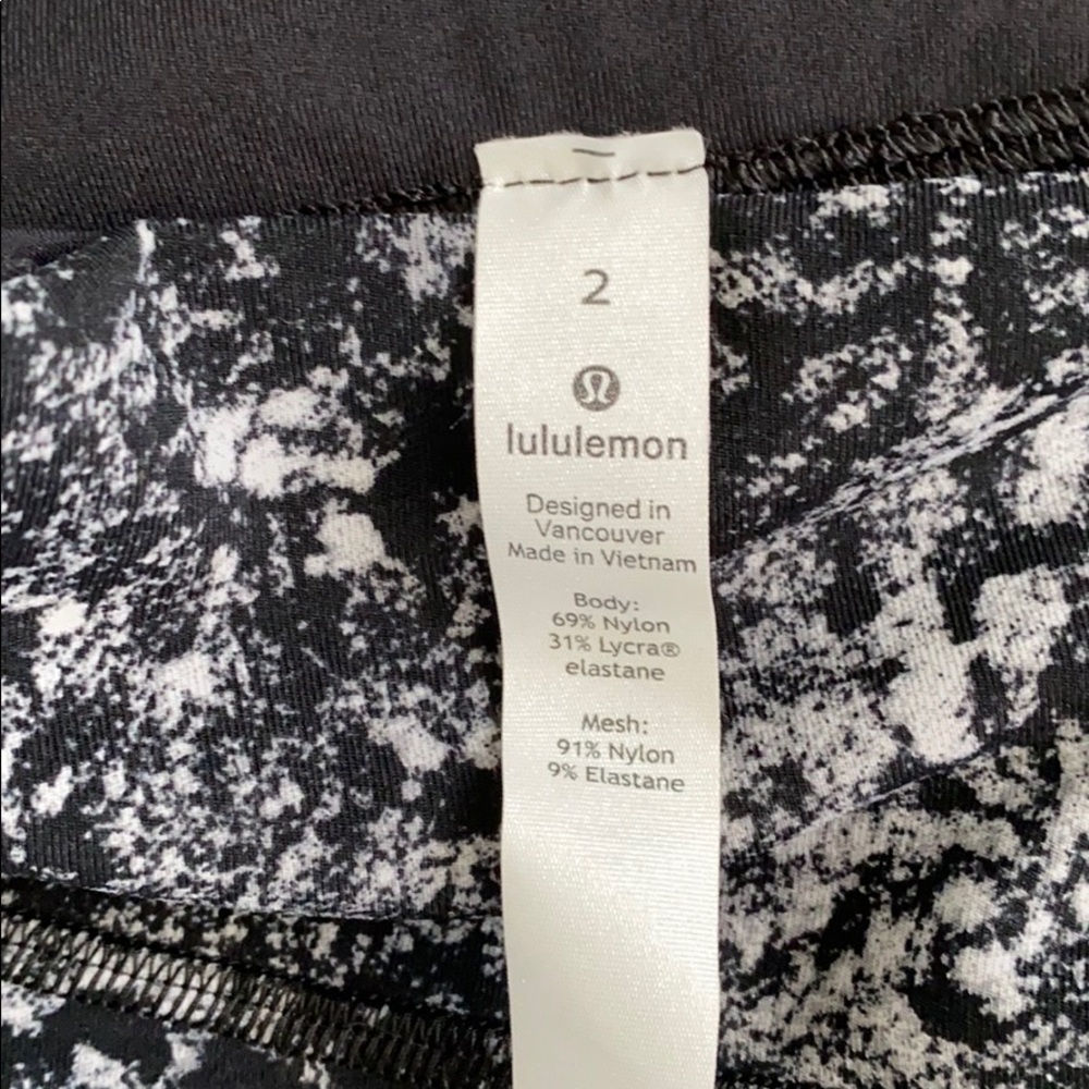 SOLD Lululemon leggings - Picture 5 of 5